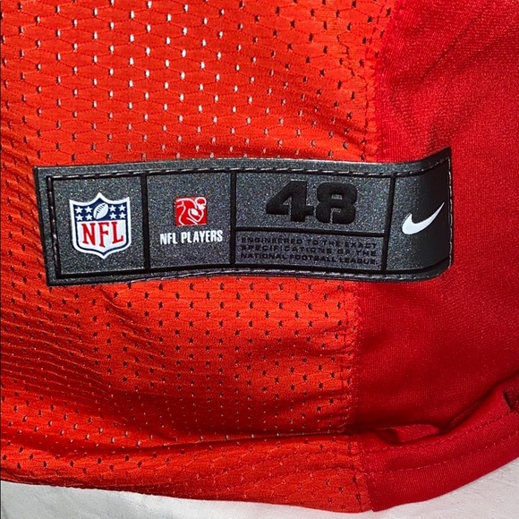 Nike Buccaneers #12 Tom Brady Red Jersey - Picture 4 of 8